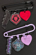 K-POP DEMON HUNTERS Safety Pin Charm