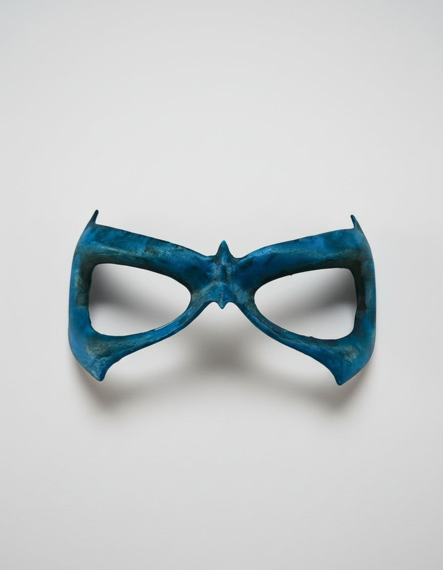 3D printed "Nightwing cosplay mask black." 