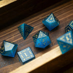 Vine Spike Gemstone Blue Cats Eye Stone DND Dice Set